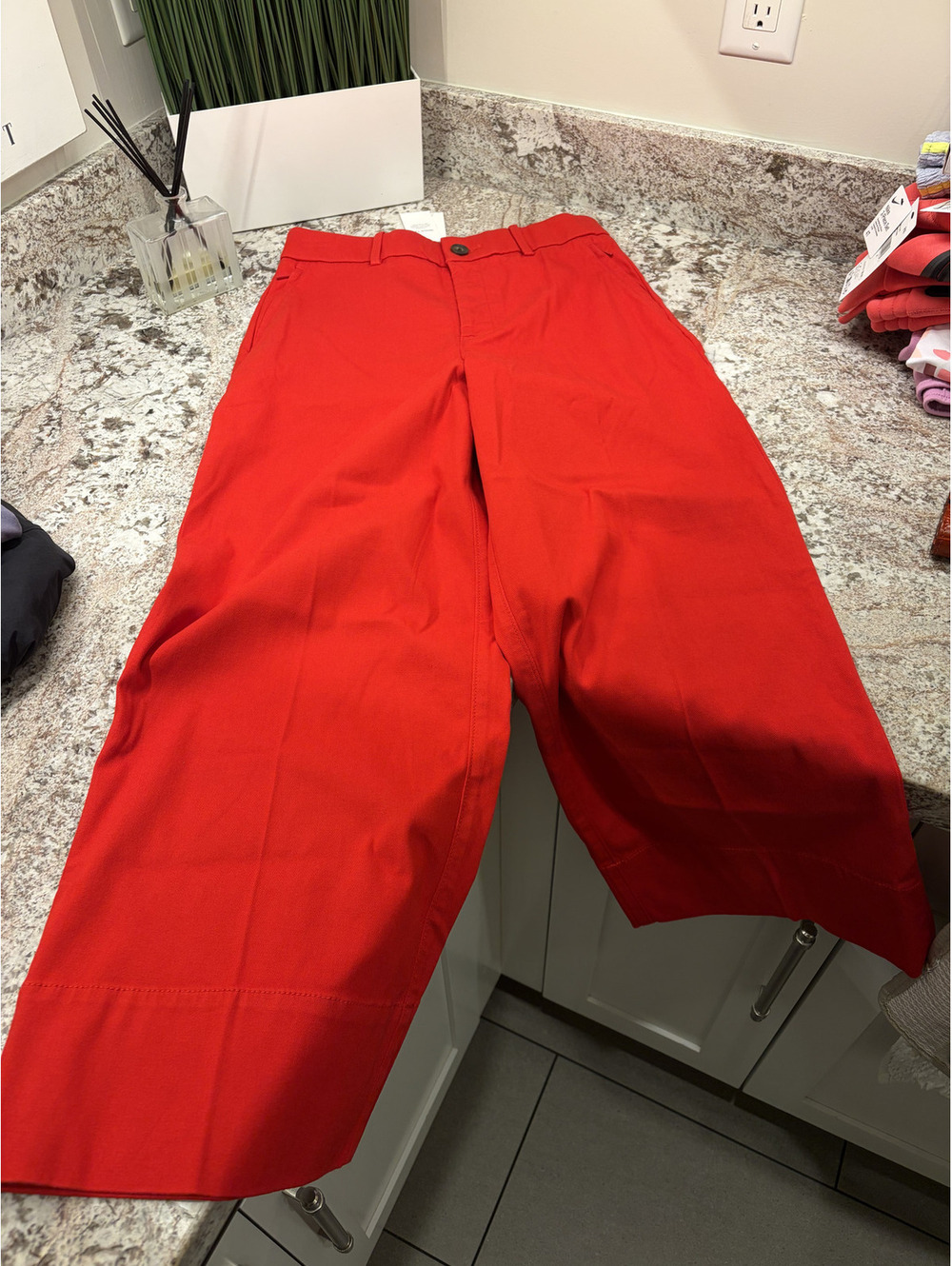 NWT Spanx Crop Wide Leg 2.0 Pants in red size M